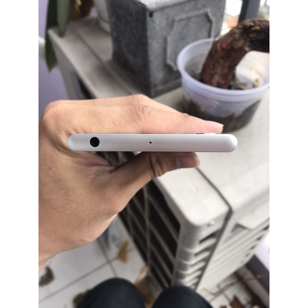 Điện Thoại Sony Xperia XZ1 Bản 4/64Gb Likenew | BigBuy360 - bigbuy360.vn