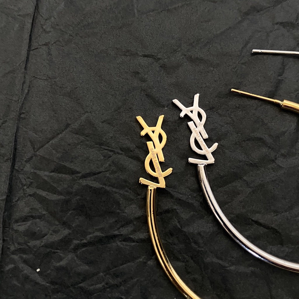 Khuyên Tai Tròn Khắc Chữ YSL Bằng Thép Titanium Thời Trang