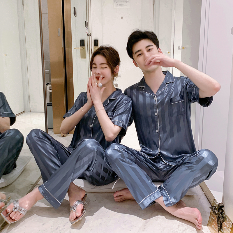 Bộ Đồ Ngủ Ngắn Tay Vải Phi Bóng Cho Cặp Đôi
