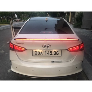 Đuôi gió led cốp lắp zin cắm giắc zin Hyundai Accent 2018-2023- Elantra 2019 Có đầy đủ các chế độ