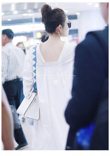 Đầm sơ mi Cổ Lực Na Trát