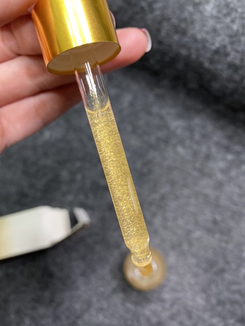 Lót tinh chất vàng SHE MAKE- UP | BigBuy360 - bigbuy360.vn