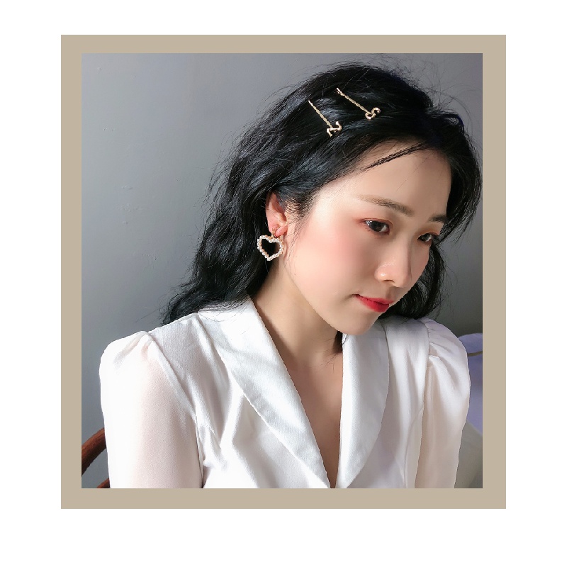 Hoa tai mặt thời trang Hàn Quốc