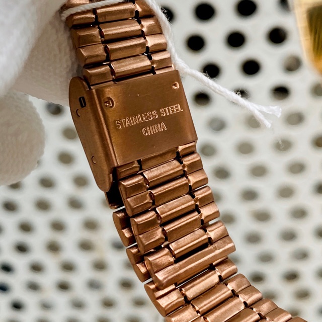Đồng hồ điện tử nữ dây thép Casio standard A168 Rose Gold ngọt ngào