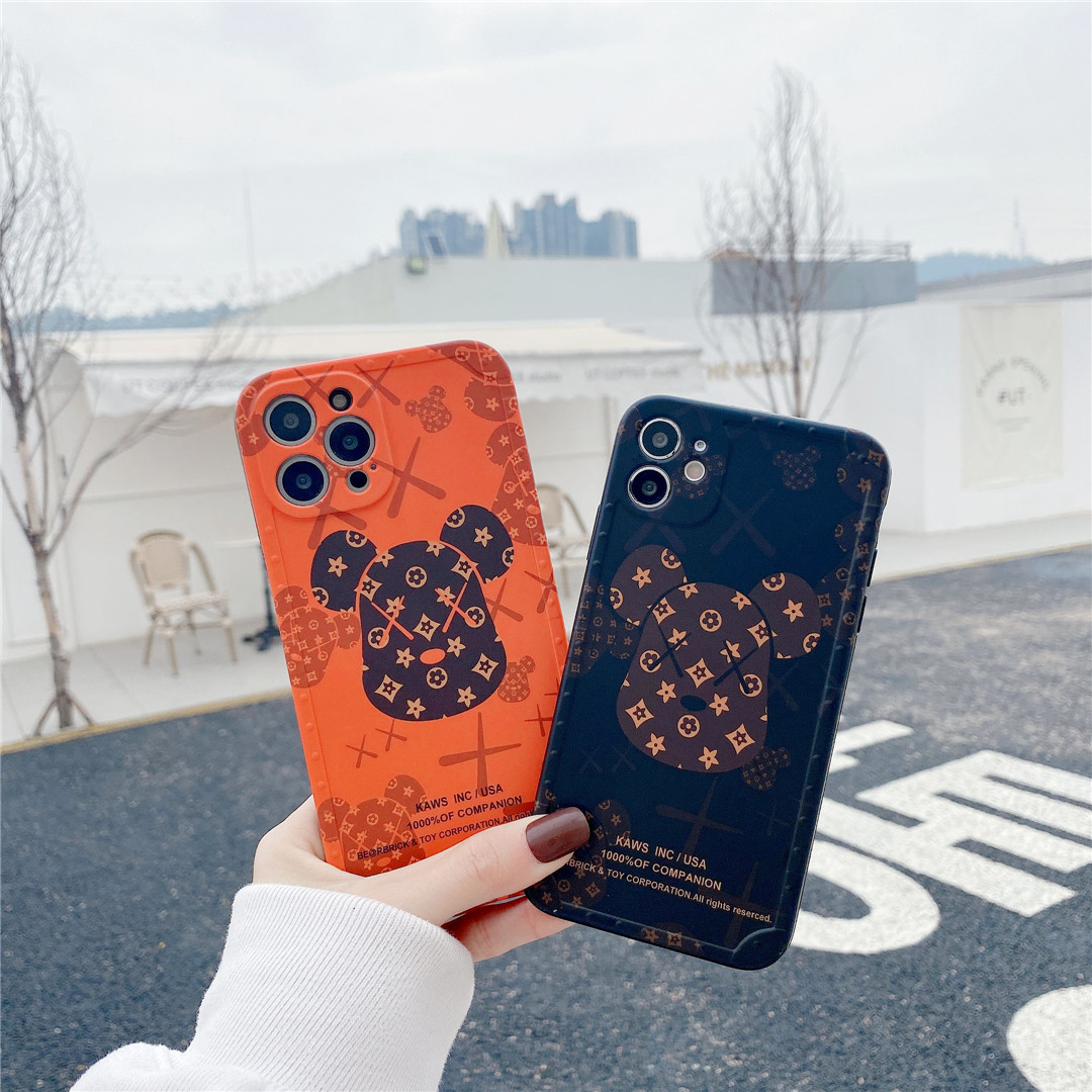Ốp điện thoại nhựa mềm hoạt hình logo Bearbrick cặp đôi dễ thương iPhone12 mini 11 PRO MAX 7/8plus SE2020 X/XS XR XSMAX | BigBuy360 - bigbuy360.vn