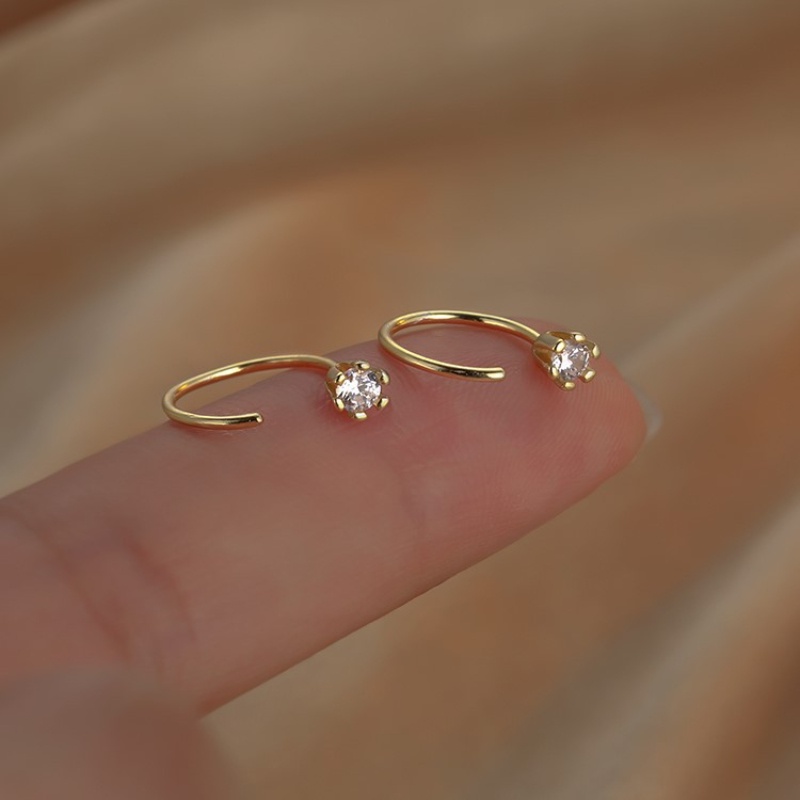 Hoa tai Stud phong cách Hàn Quốc đơn giản Thời trang mới Hoa tai đinh tán Rhinestone Cá tính