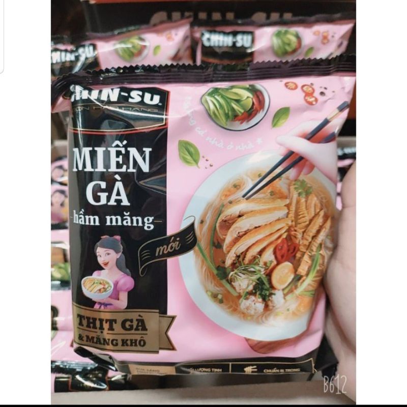 Miến gà hầm măng (thịt gà và măng khô)