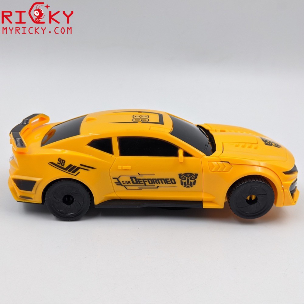 Đồ chơi ô tô biến hình robot