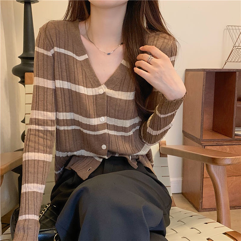 Áo Khoác Cardigan Dệt Kim Mềm Mại Tay Dài Cổ Chữ V Họa Tiết Kẻ Sọc Phong Cách Hàn Quốc Thời Trang Mùa Thu