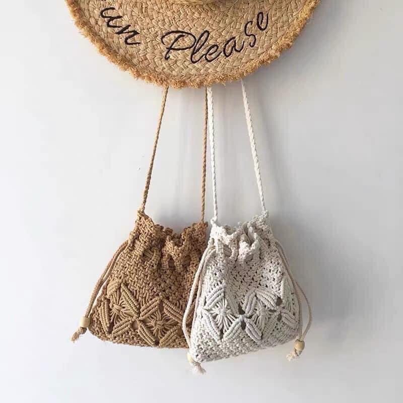 Túi Macrame Bucket đeo chéo - dây rút đính hột gỗ trắng - phong cách Boho