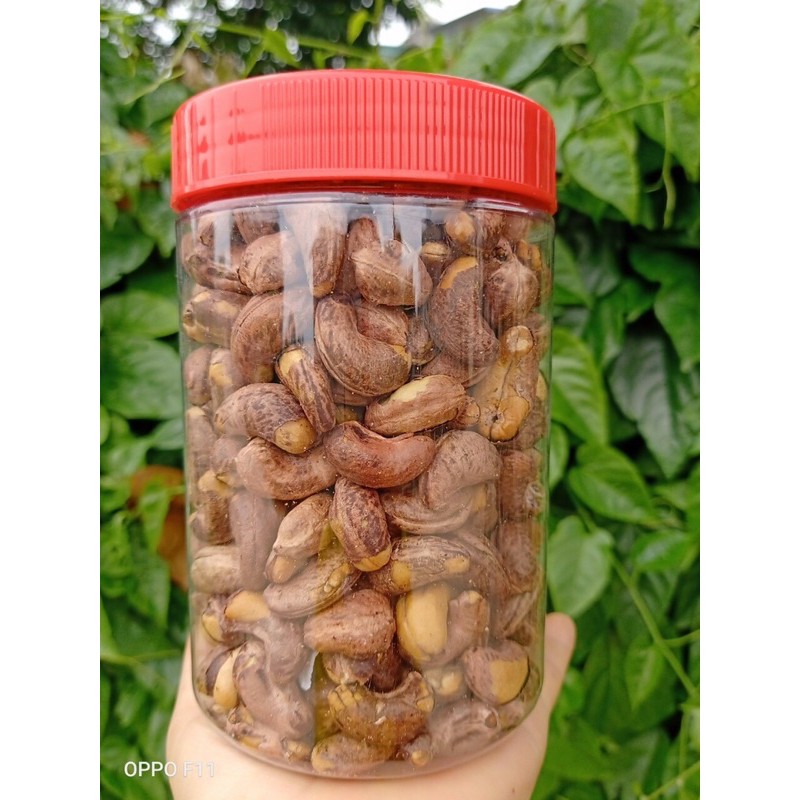 Hạt điều nguyên hạt còn vỏ lụa bao giòn béo biếu Tết sang trọng