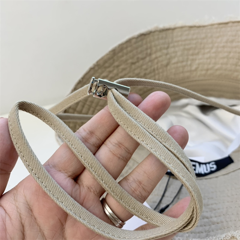 Jacquardmus Mũ Tai Bèo Đi Biển Che Nắng Chống Gió Có Dây Đeo Và logo Kim Loại