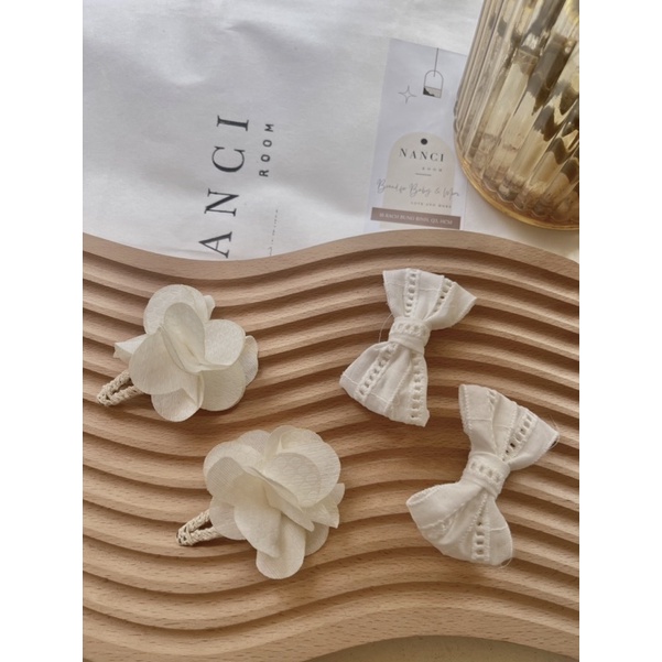 Set kẹp tóc 2 cái handmade em bé nanci room