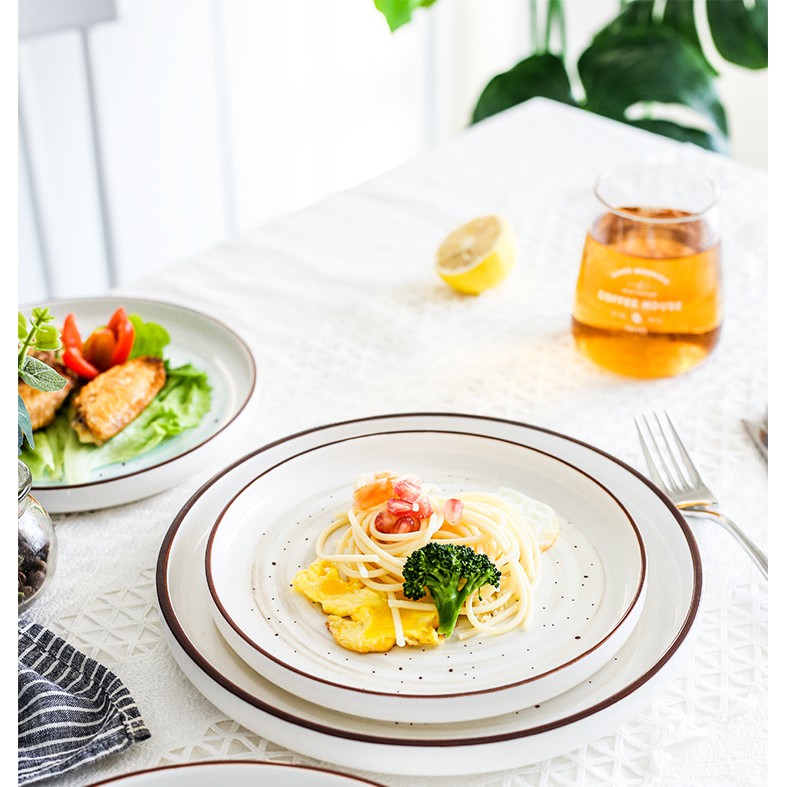 Dĩa sứ chấm đốm  Nai Decor, dùng trong nhà bếp, chụp food