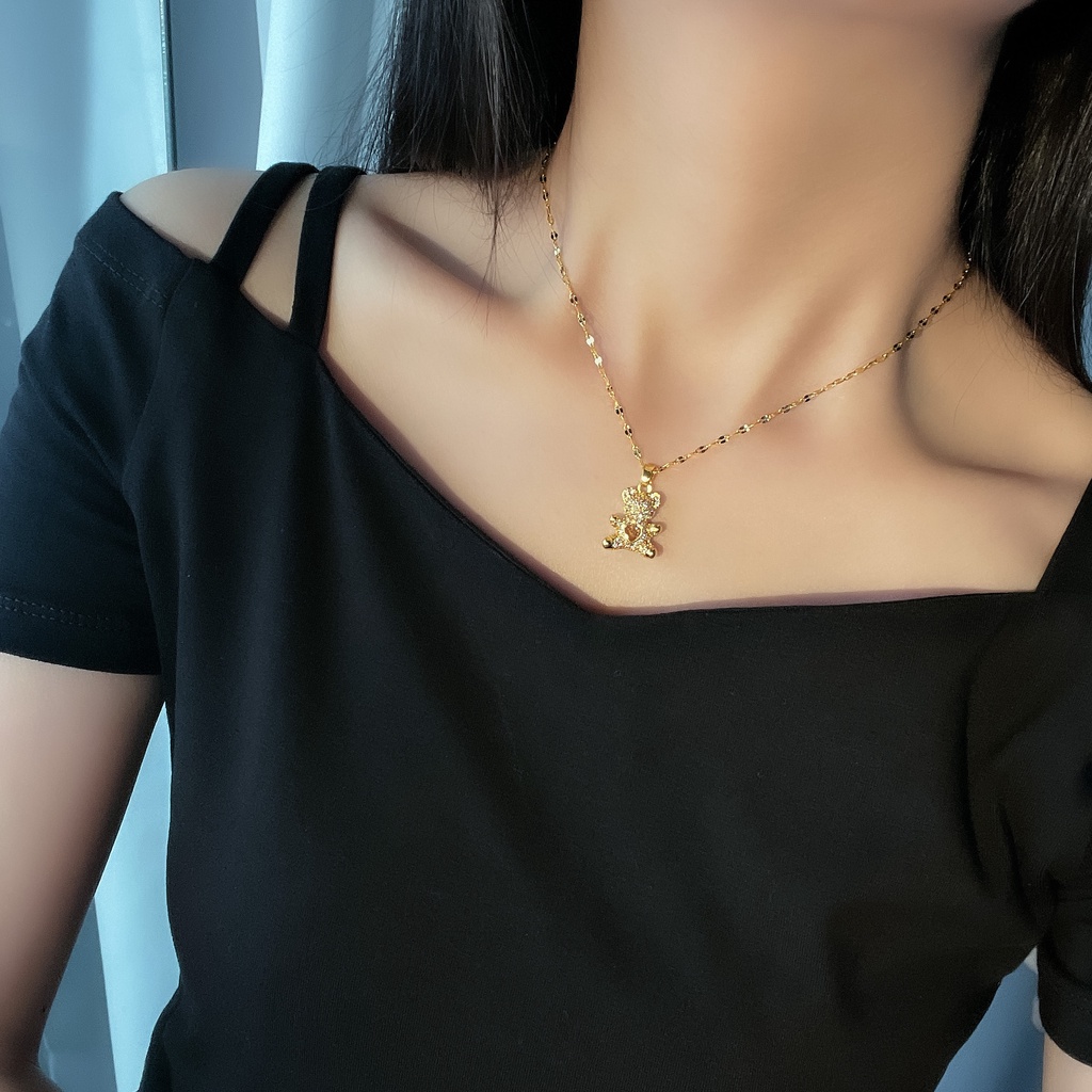 Vòng cổ thép titan mặt hình gấu đính đá zircon thời trang Hàn Quốc sang trọng