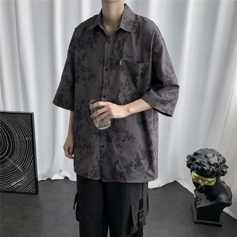 Youthful Korean style short-sleeve color shirt for men
