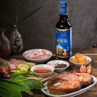 Nước mắm, nước chấm cốt đặc biệt Lê Gia 525ml