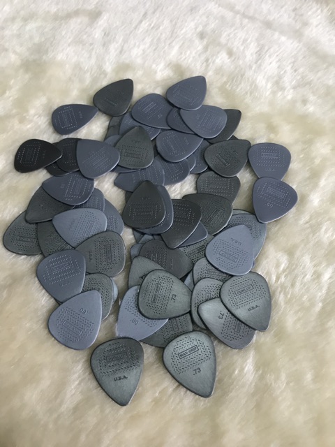 Phím gảy Dunlop mỹ tặng 1 pick Alice