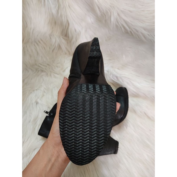 Bốt da thật size 36,5-37 mỏng