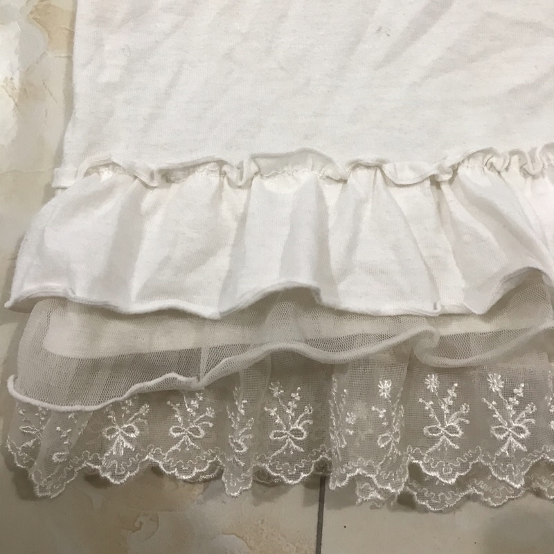 Áo 2 dây trắng phối ren freesize