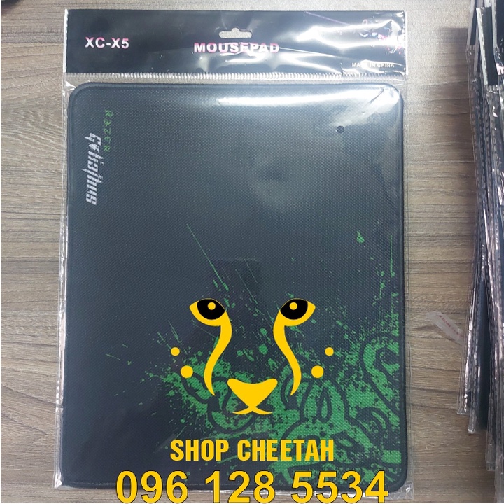 Miếng lót chuột chơi Game Razer, bàn di chuột cỡ lớn size 300x250x4mm mặt vải cao cấp bo viền độ chính xác cao