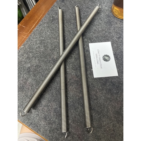 Lò xo kéo phi 12 sợi 2.2 dài tổng 320mm