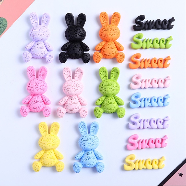 Charm Thỏ Smile Và Chữ Sweet Nhiều Màu Cho Các Bạn Trang Trí Kẹp Tóc, Bình Nước, Dán Jibbitz, Vỏ Ốp