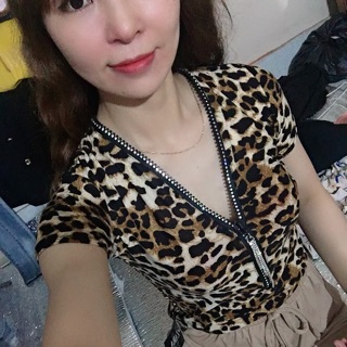 Áo phông beo