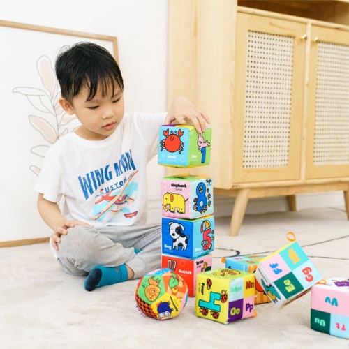 Bộ 8 đồ chơi hình khối xúc xắc vui nhộn cho bé vừa chơi vừa học Travel Block thương hiệu Lalala Baby [TẶNG KÈM BÓNG VẢI]