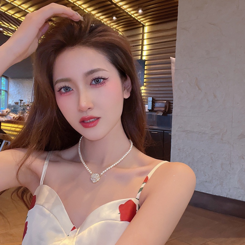 Vòng Cổ Choker Mặt Hình Bướm Vỏ Sò Đính Ngọc Trai Thanh Lịch Cho Phái Nữ