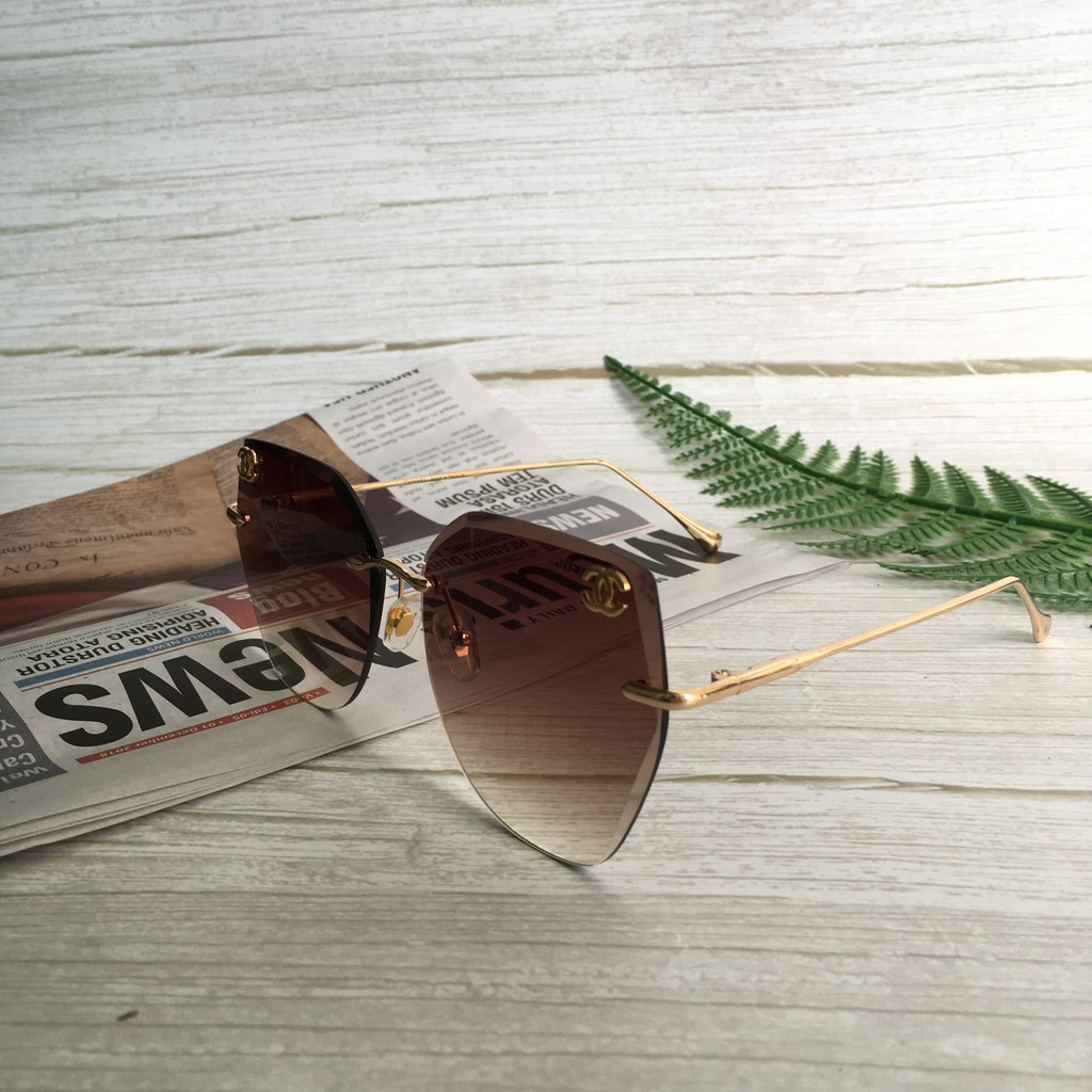 Kính Mắt Thời Trang Nữ Đẹp Hợp Thời | BigBuy360 - bigbuy360.vn