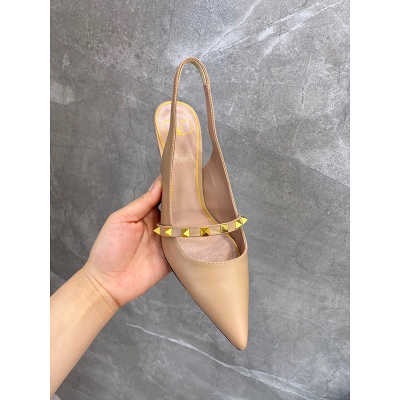 giày cao gót nữ đính đá mạ vàng trẻ trung năng động gót 7cm valentino