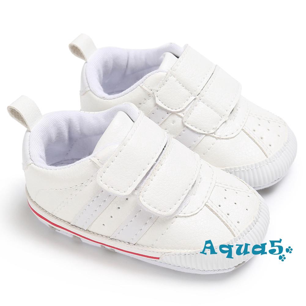 Giày thể thao đế mềm chống trượt cho bé