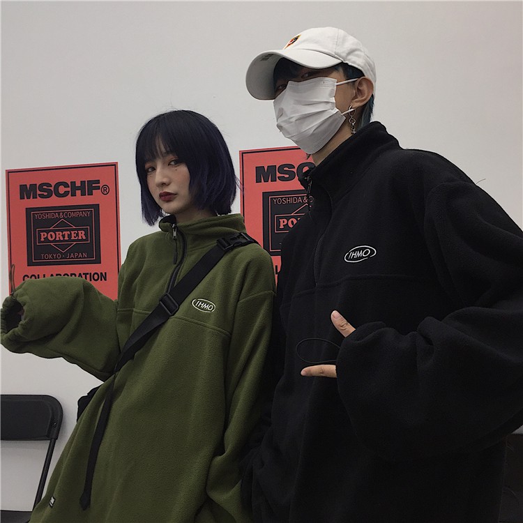 Áo thun tay dài dáng rộng vải lông cừu thời trang thu đông | BigBuy360 - bigbuy360.vn