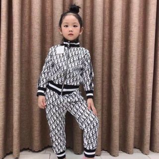 Bộ khóa dior cho bé