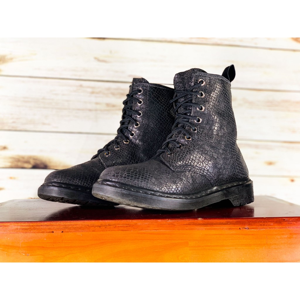 (SIZE 38) Giày chính hãng 2hand DR.MARTENS ORIGINAL 1460 WOMEN'S BLACK BOOTS ‣ * !