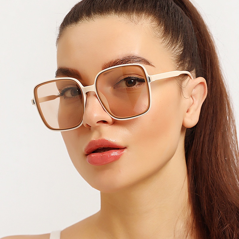 Kính mát gọng vuông màu gradient thời trang cho nam và nữ