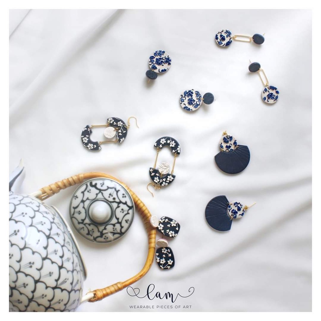 Bông tai gốm sứ xanh | Trang sức khuyên tai thủ công đất sét polymer | LAM Jewelry