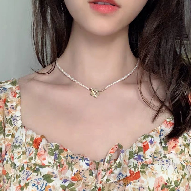 Dây Chuyền Đính Hoa Và Ngọc Trai Xinh Xắn Cho Nữ