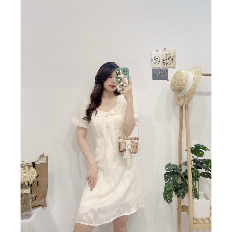 Đầm trắng ren thêu hoa, Váy trắng ren dự tiệc Cao Cấp nơ cổ dáng xòe tay ngắn, nữ tính quyến rũ - MiNhi