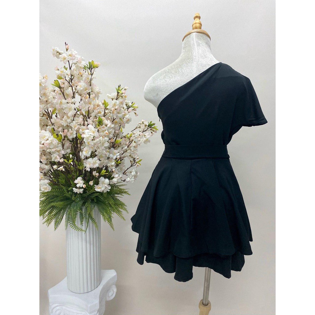 (VIDEO+HÌNH THẬT) Váy Đầm Lệch Vai + Belt ( TRẮNG+ĐEN ) | BigBuy360 - bigbuy360.vn