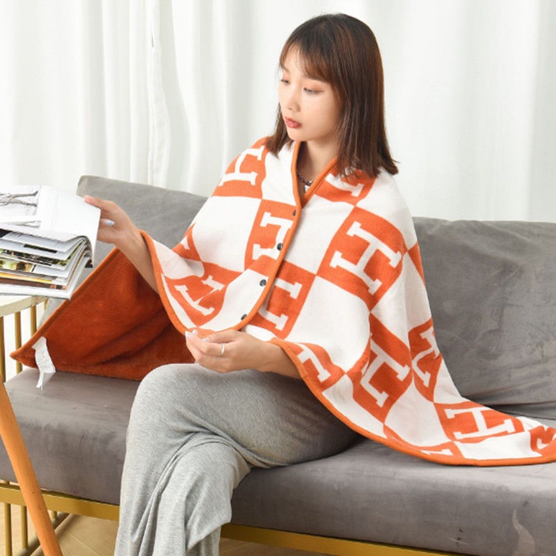 ❍✆◊Chăn Choàng Vải Flannel Dày Giữ Ấm Mùa Thu Đông Có Vỏ Bọc Cho Mẹ Bầu | BigBuy360 - bigbuy360.vn