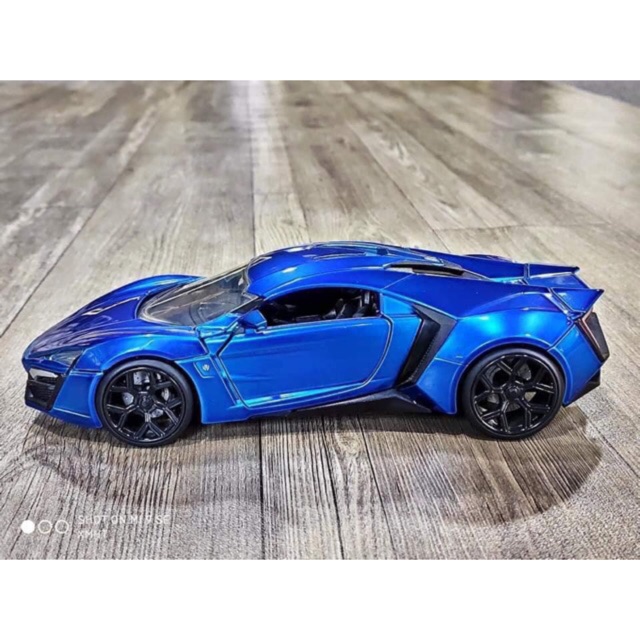 Xe Mô Hình Lykan Hypersport 1:24 Jada Toys (Xanh Dương)