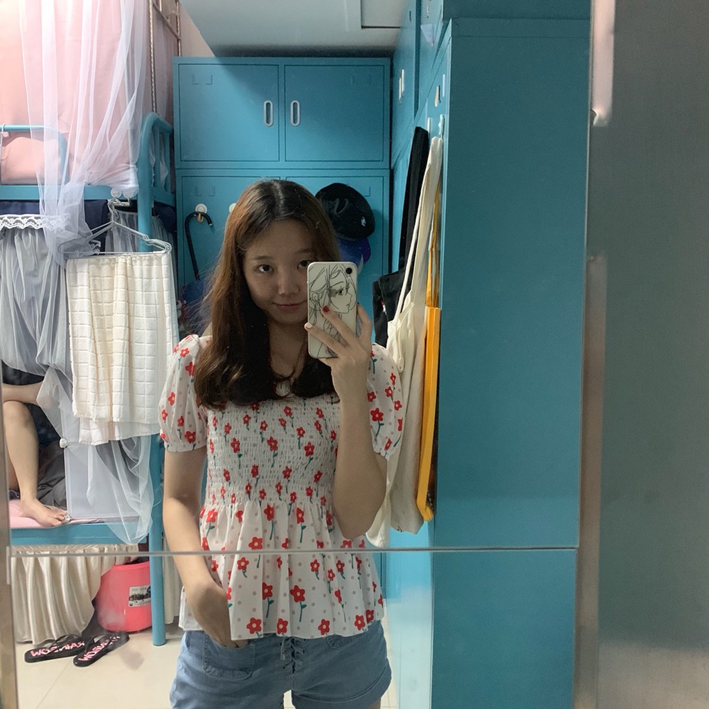 [ORDER] Áo kiểu croptop Wendy cổ vuông ngắn tay chun nhún ngực hoạ tiết hoa nhí WT003 | BigBuy360 - bigbuy360.vn