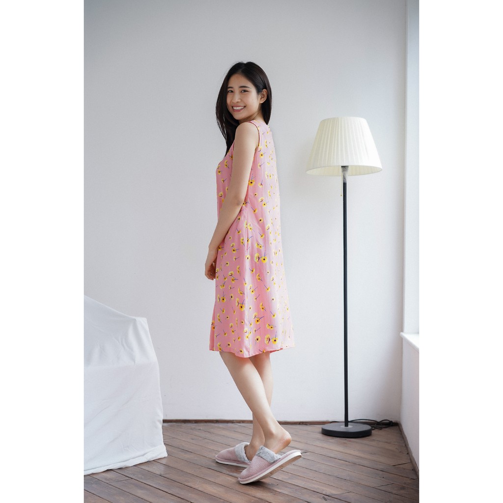 Váy lanh họa tiết hoa sát nách V02.2208 - Thời Trang Gia Đình VT | BigBuy360 - bigbuy360.vn