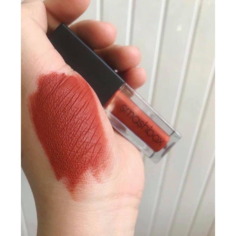 Son kem lì smashbox