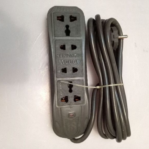 Ổ cắm điện đa năng công suất lớn 1 ổ 3 chấu, 3 ổ 2 chấu dây dài 3 mét