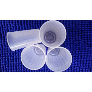 5 chiếc cốc nhựa Việt Nhật