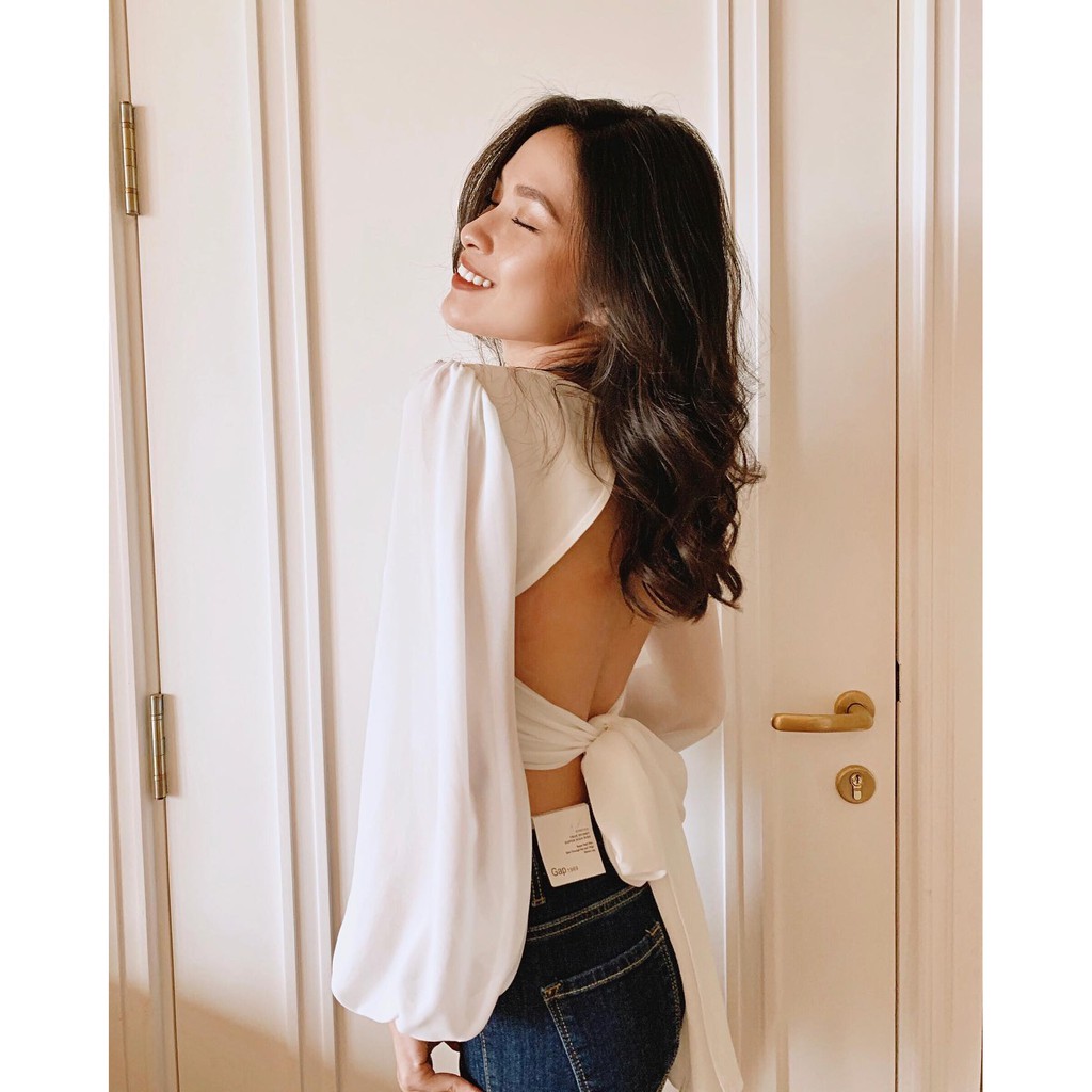 Áo croptop thắt nơ sau lưng, tay dài sang chảnh, cá tính