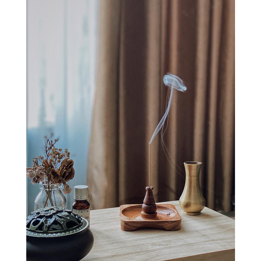 Trầm Hương Không Tăm